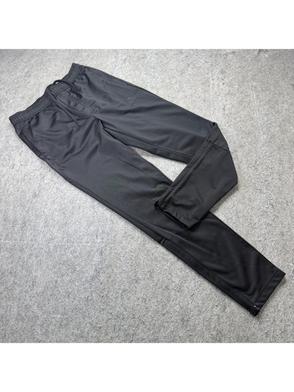 Adidas Tricot Track Pants Men M Black Tapered Ankle Zip 31" KD3638 b005